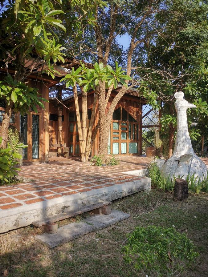 Baangaimuan Bed & Breakfast Lamphun Exterior photo